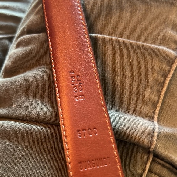 COACH Women’s Leather Burgundy Belt with Brushed Solid Brass Buckle Size 32 - Picture 3 of 15